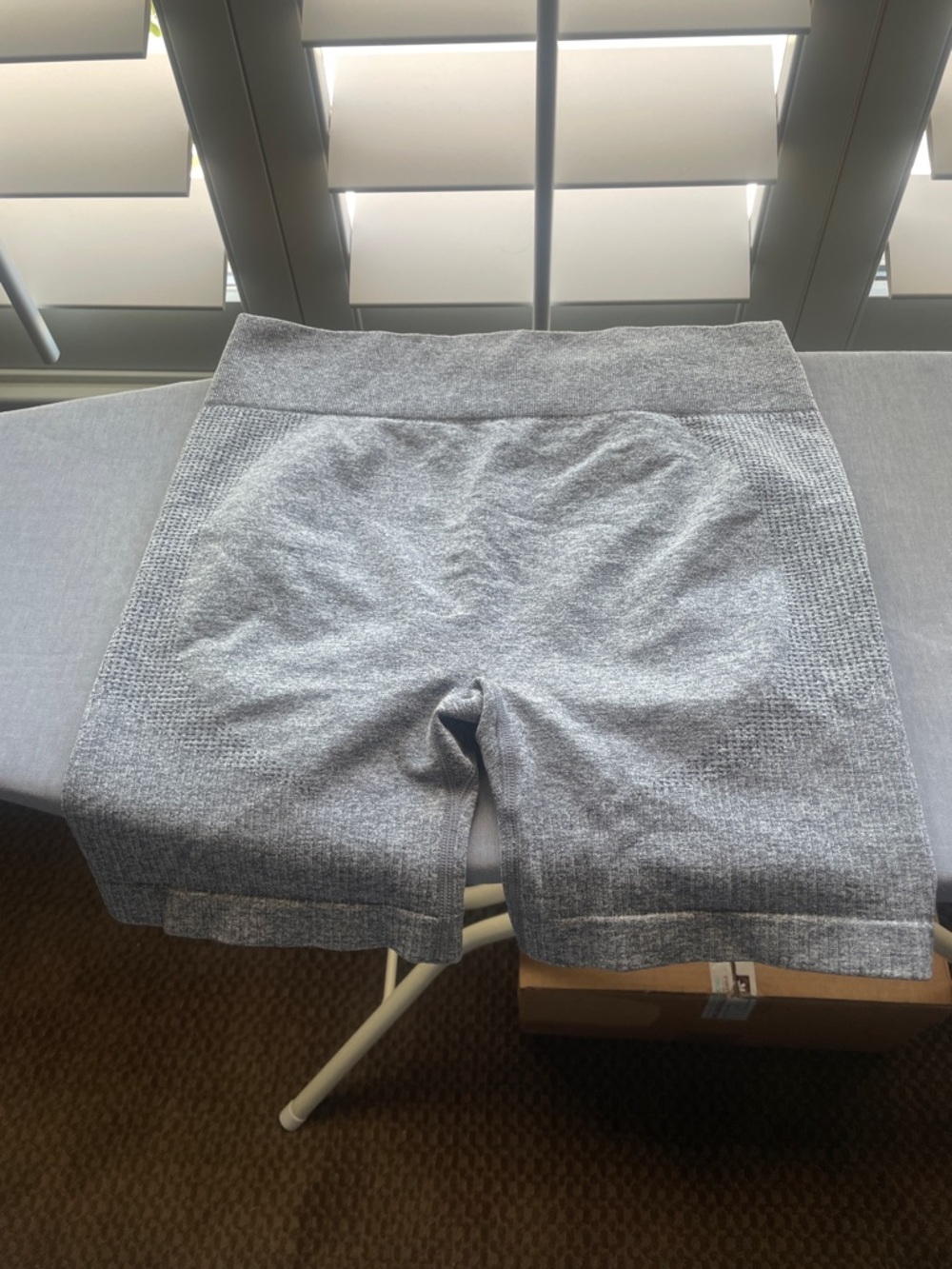 RUNNING GIRL Gray Scrunch
Butt Biker Shorts Size XL